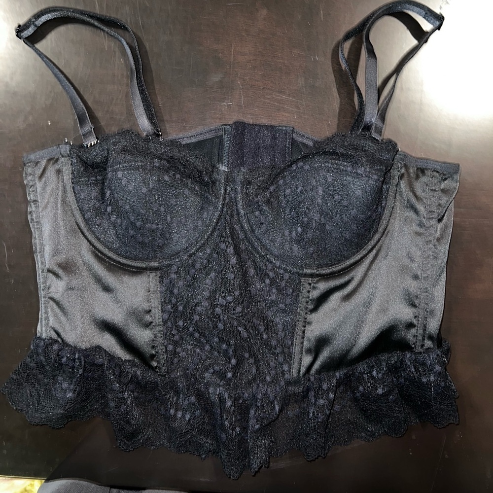 Size Small Sincerely Jules Black Cropped Corset Top